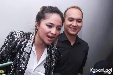 Foto Egi John Foreisythe