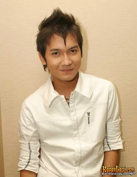 Foto Egi John Foreisythe