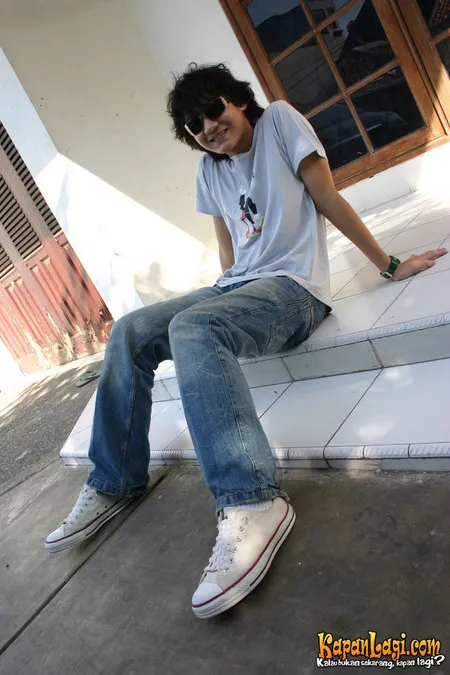 Foto Egi John Foreisythe