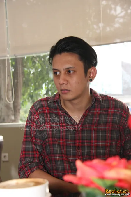 Foto Eighteen Plus Band