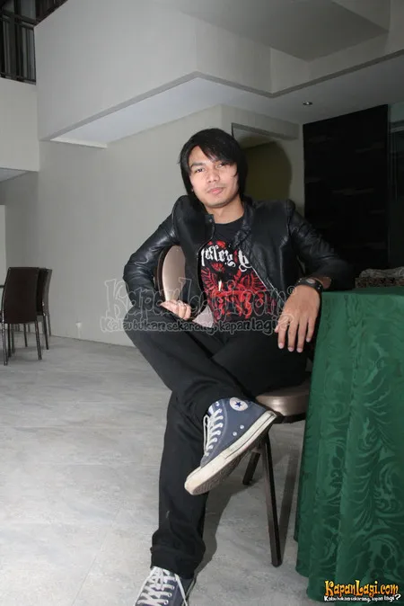 Foto Eighteen Plus Band