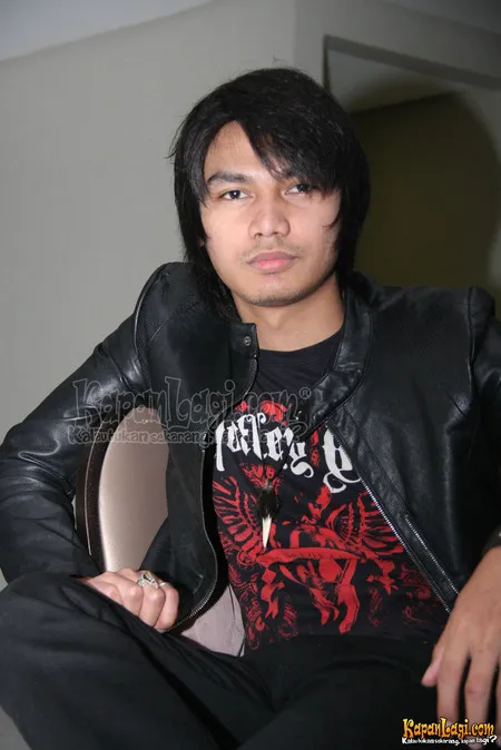 Foto Eighteen Plus Band