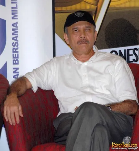 Foto El Manik