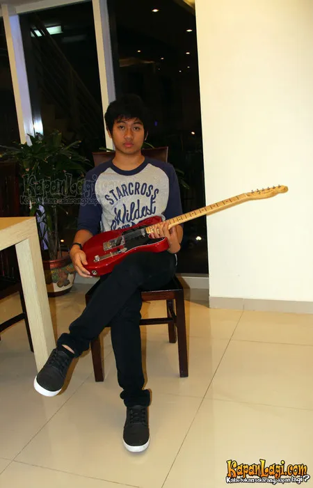 Foto Elang Putra Nuraga