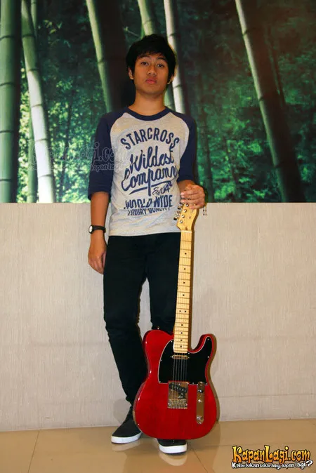 Foto Elang Putra Nuraga