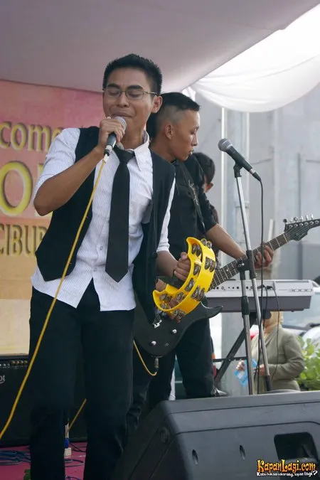 Foto Elips Band