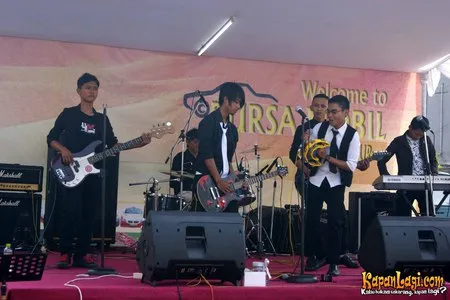 Foto Elips Band