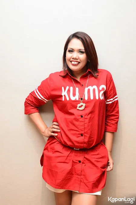 Foto Elly Sugigi