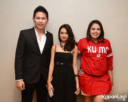 Foto Elly Sugigi