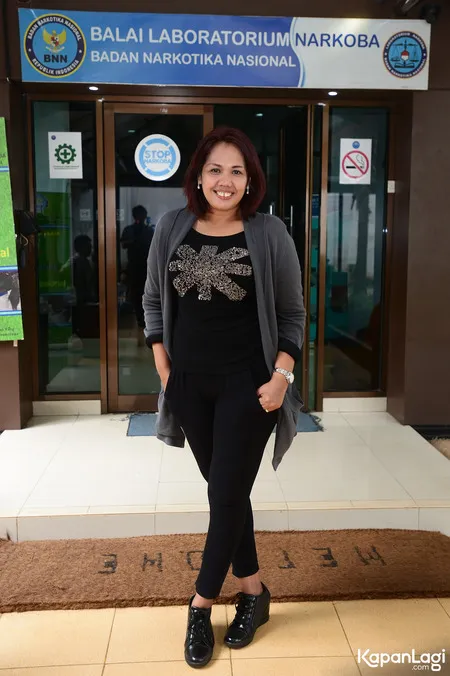 Foto Elly Sugigi