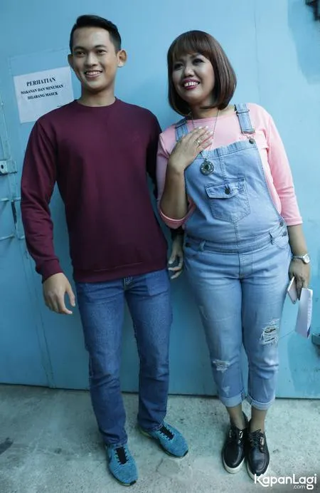 Foto Elly Sugigi