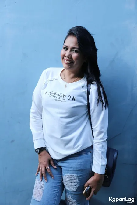 Foto Elly Sugigi