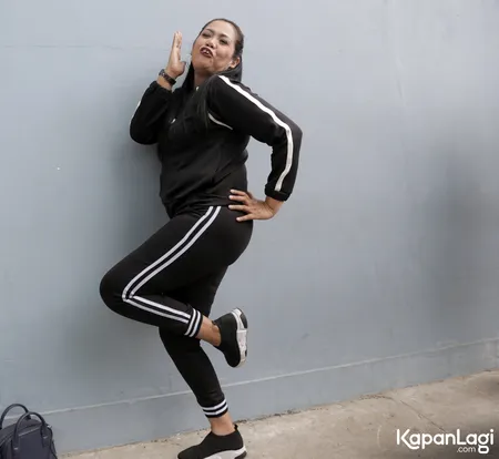 Foto Elly Sugigi
