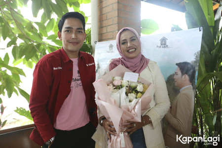 Foto Elly Sugigi