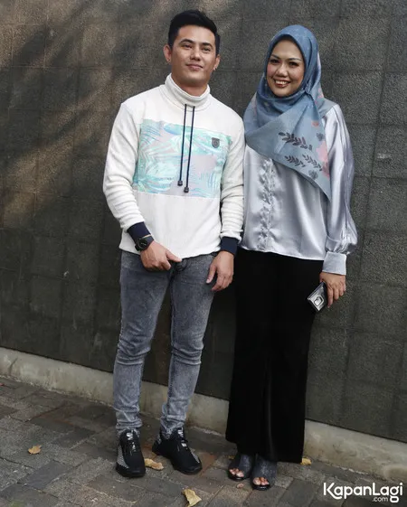 Foto Elly Sugigi