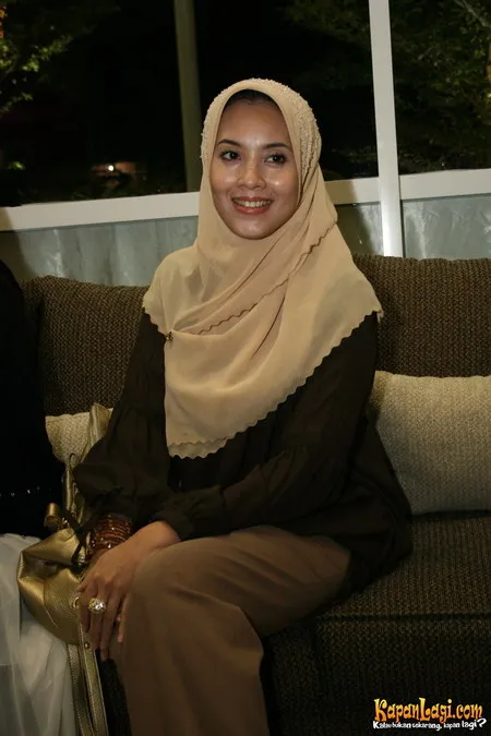 Foto Elma Theana