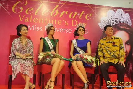 Foto Elvira Devinamira