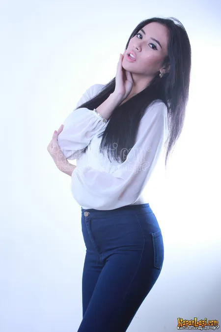 Foto Elvira Devinamira