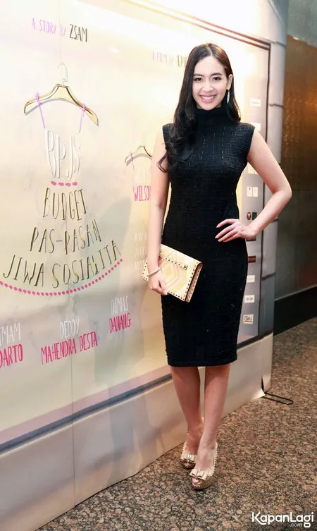 Foto Elvira Devinamira