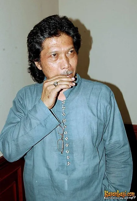 Foto Emha Ainun Nadjib