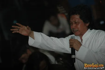 Foto Emha Ainun Nadjib