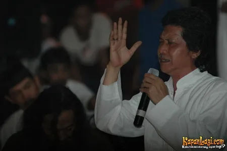 Foto Emha Ainun Nadjib