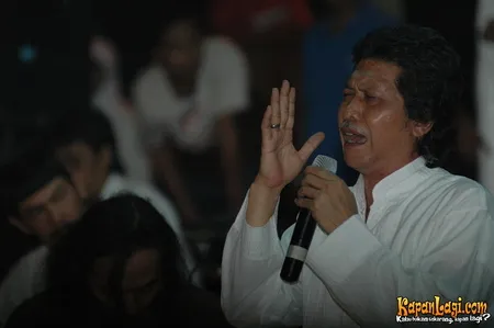 Foto Emha Ainun Nadjib