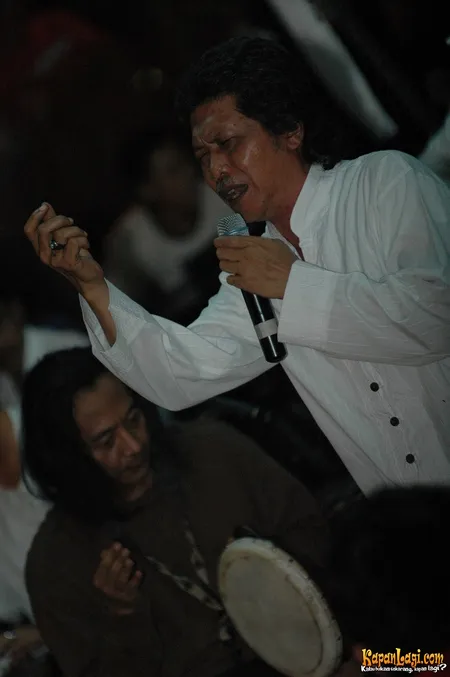 Foto Emha Ainun Nadjib