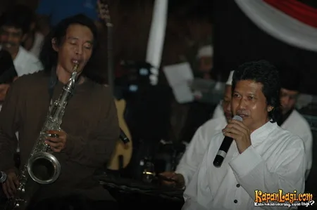 Foto Emha Ainun Nadjib