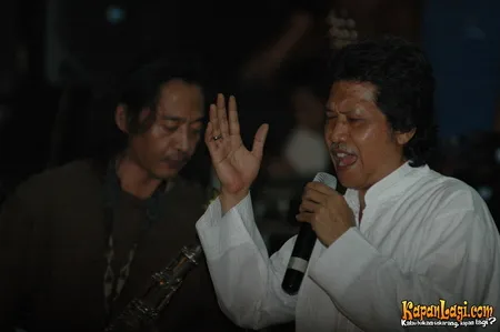 Foto Emha Ainun Nadjib