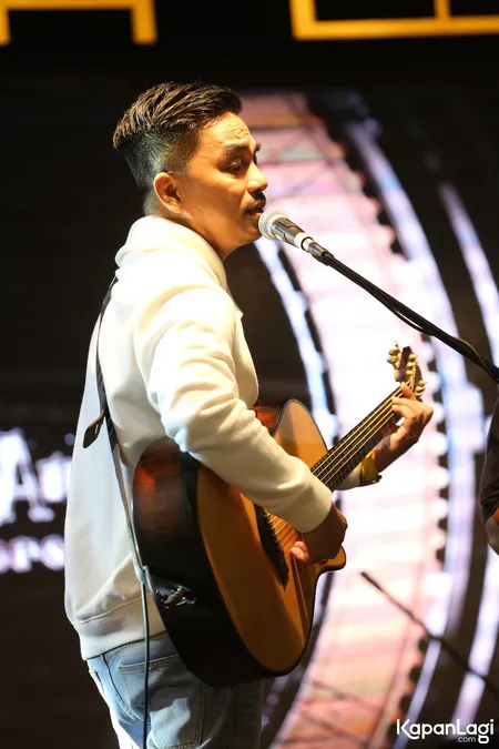 Foto Enda Ungu