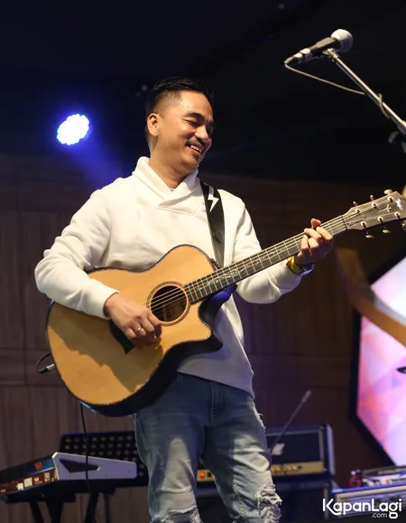 Foto Enda Ungu