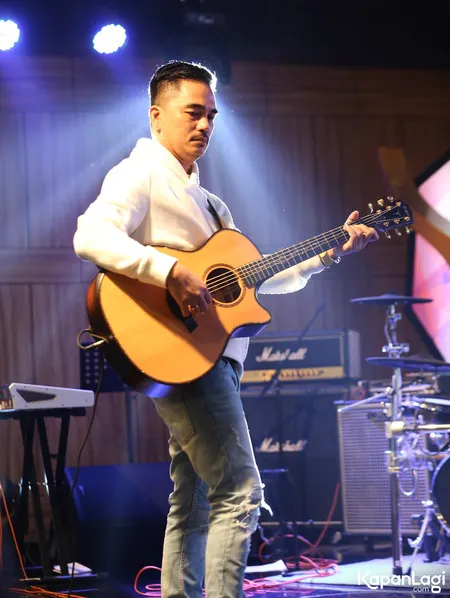 Foto Enda Ungu