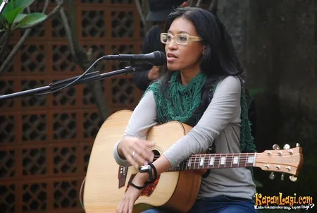 Foto Endah N Rhesa
