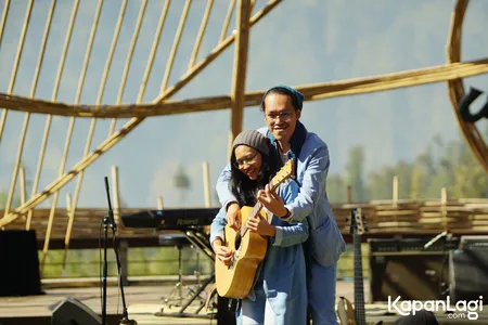 Foto Endah N Rhesa