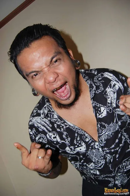 Foto Endank Soekamti