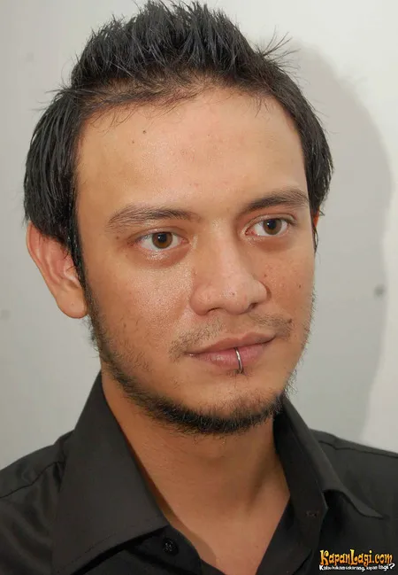 Foto Eno Netral