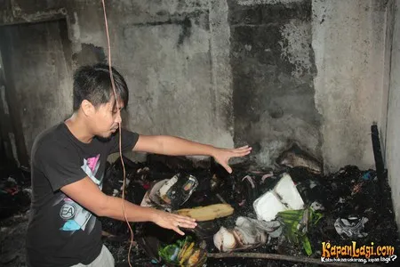 Foto Ernest Cokelat