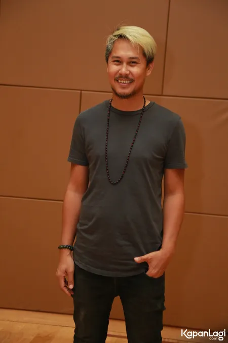 Foto Ernest Cokelat