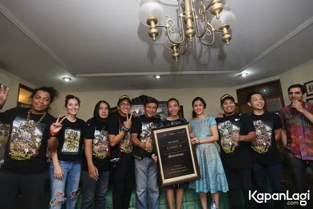 Foto Ernest Prakasa