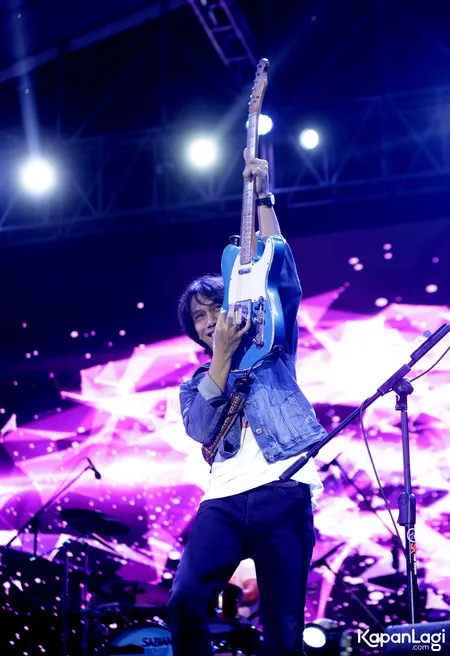 Foto Eross Candra