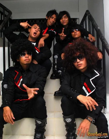 Foto Exims Band