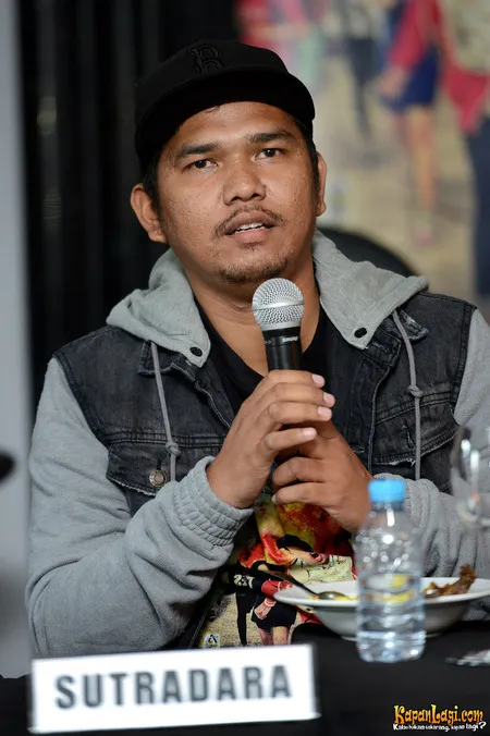 Foto Fajar Bustomi
