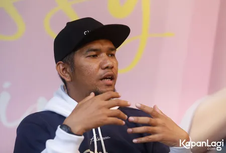 Foto Fajar Bustomi