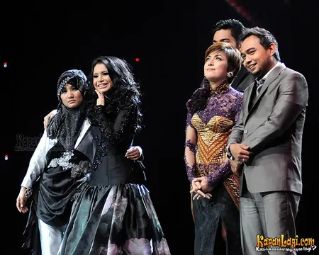 Foto Fatin Shidqia Lubis