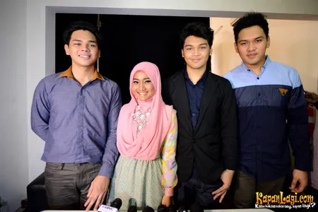 Foto Fatin Shidqia Lubis