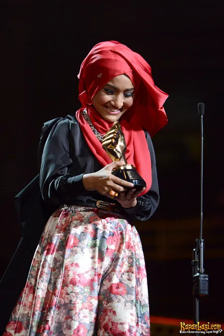 Foto Fatin Shidqia Lubis
