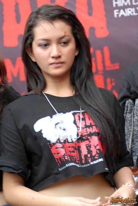 Foto Febriyanie Ferdzilla