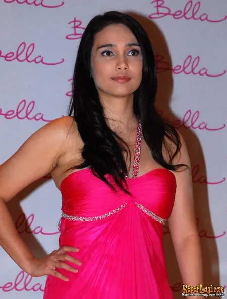 Foto Feby Febiola