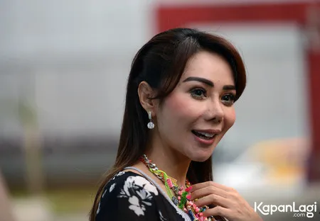 Foto Femmy Permatasari